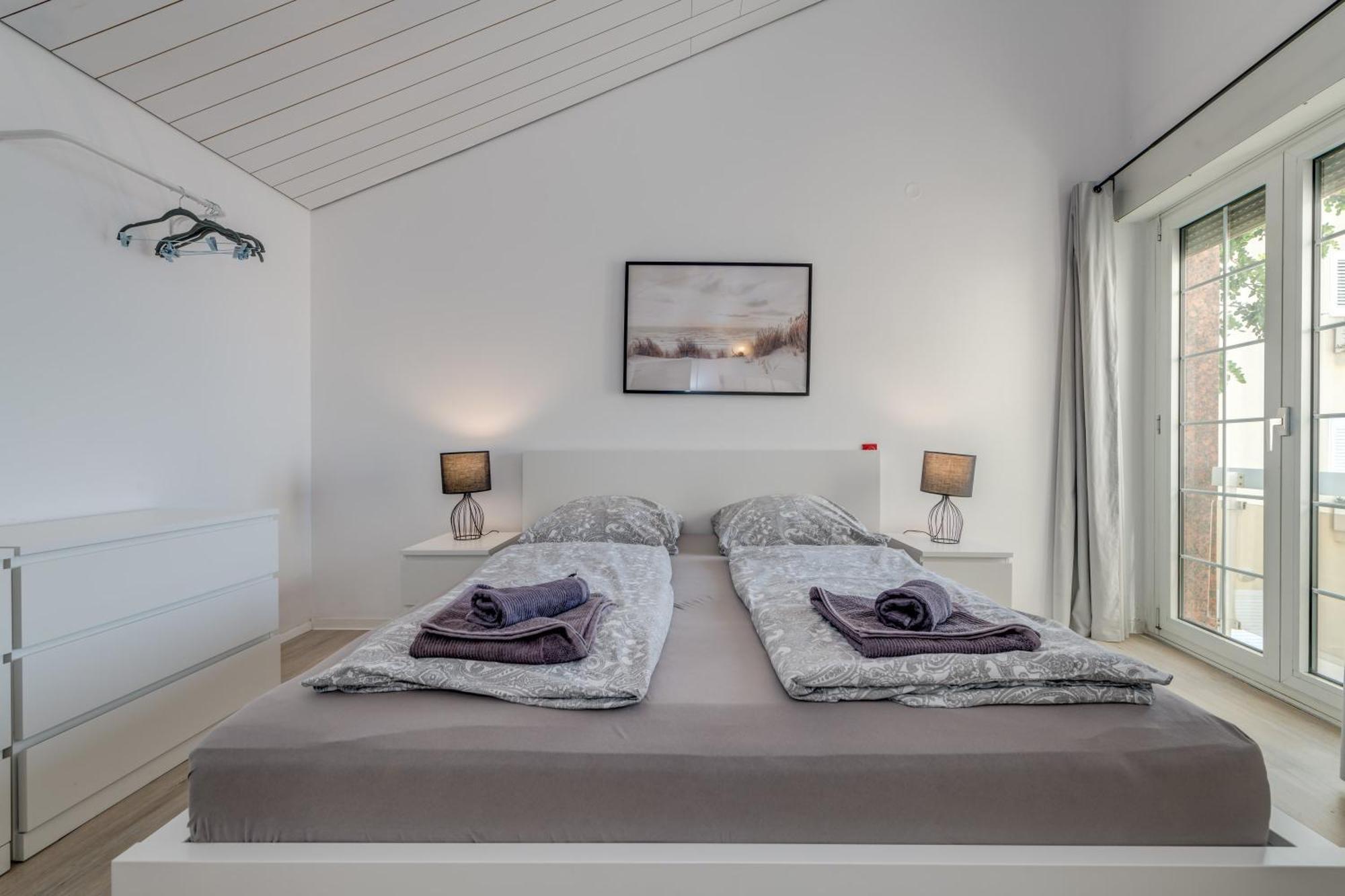 Apartments With Pool Vrdoljak Omiš Rom bilde