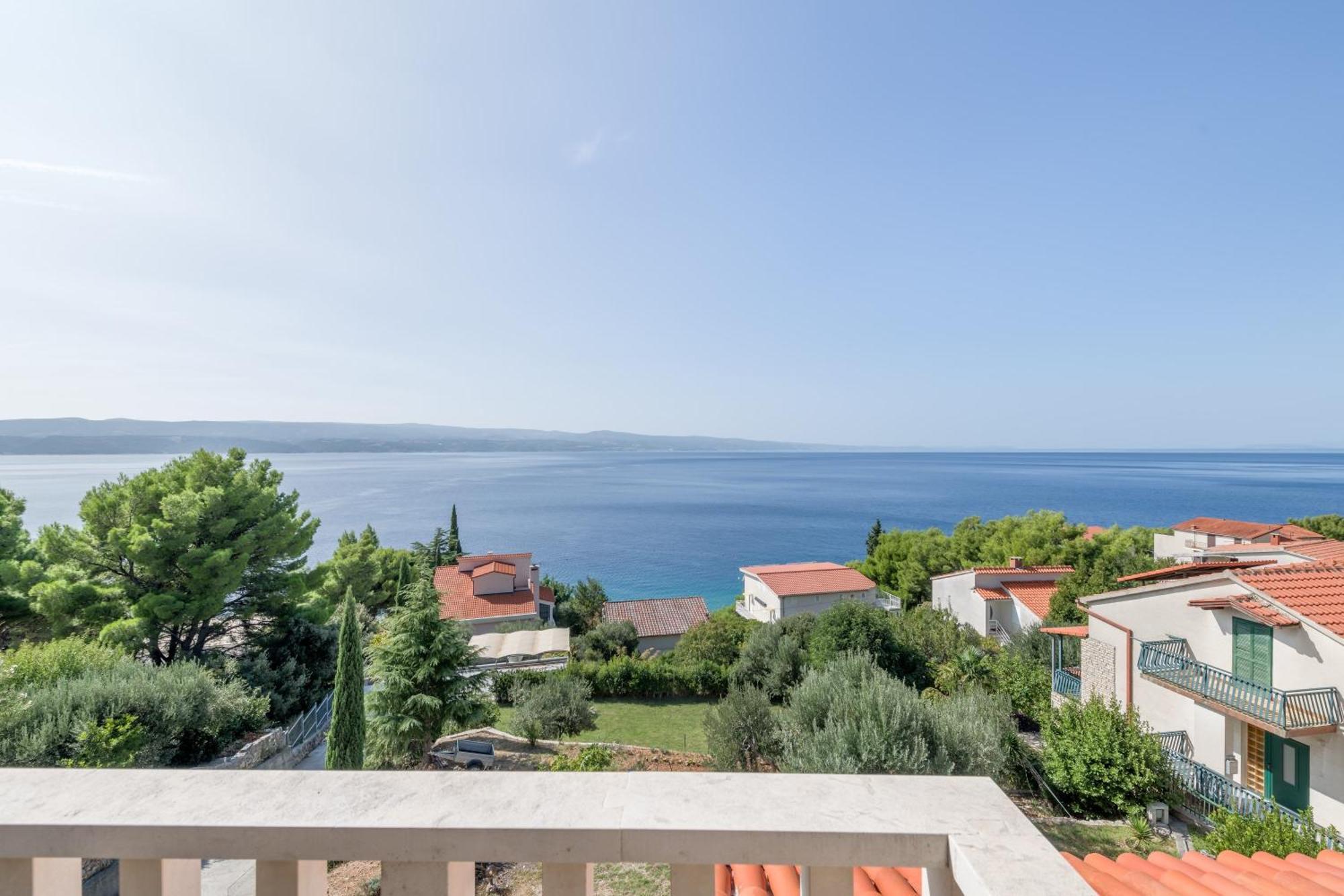 Apartments With Pool Vrdoljak Omiš Rom bilde
